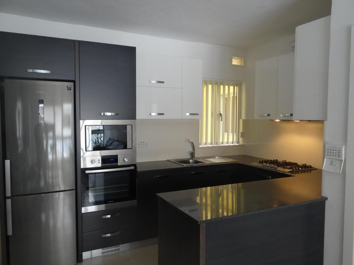 Modern Two Bedroom Sea View Apartment Marsaskala Exterior photo
